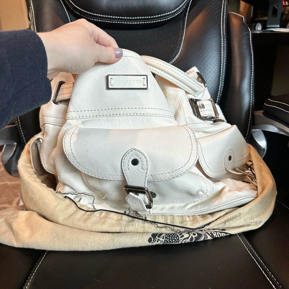 Burberry White Leather Shoulder Bag with Logo Dust Bag